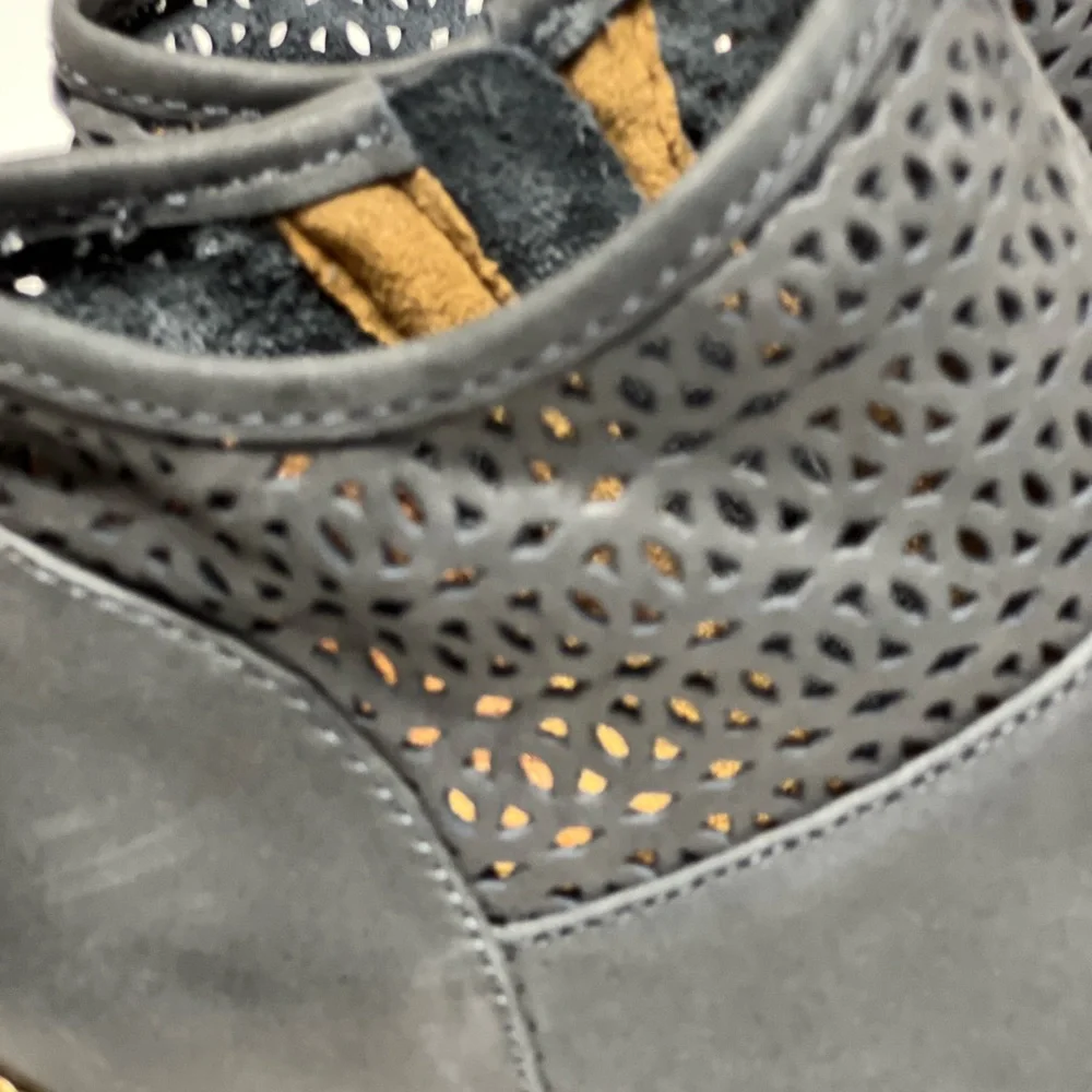 Comfortiva leather Boots new
